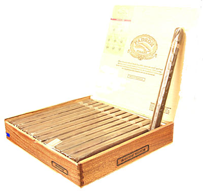 Padron Magnum Natural (Box of 25)