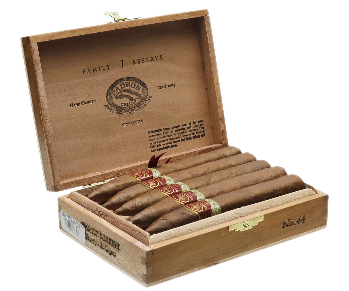 Padron Family Reserve Natural 44th