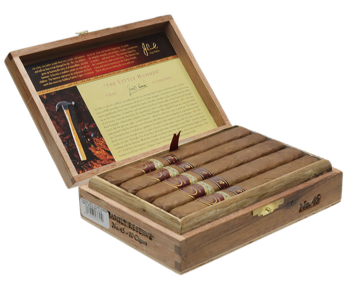 Padron Family Reserve Natural 45th