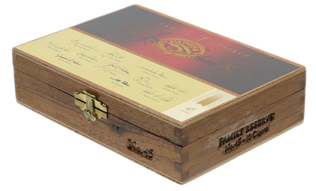 Padron Family Reserve Natural 45th