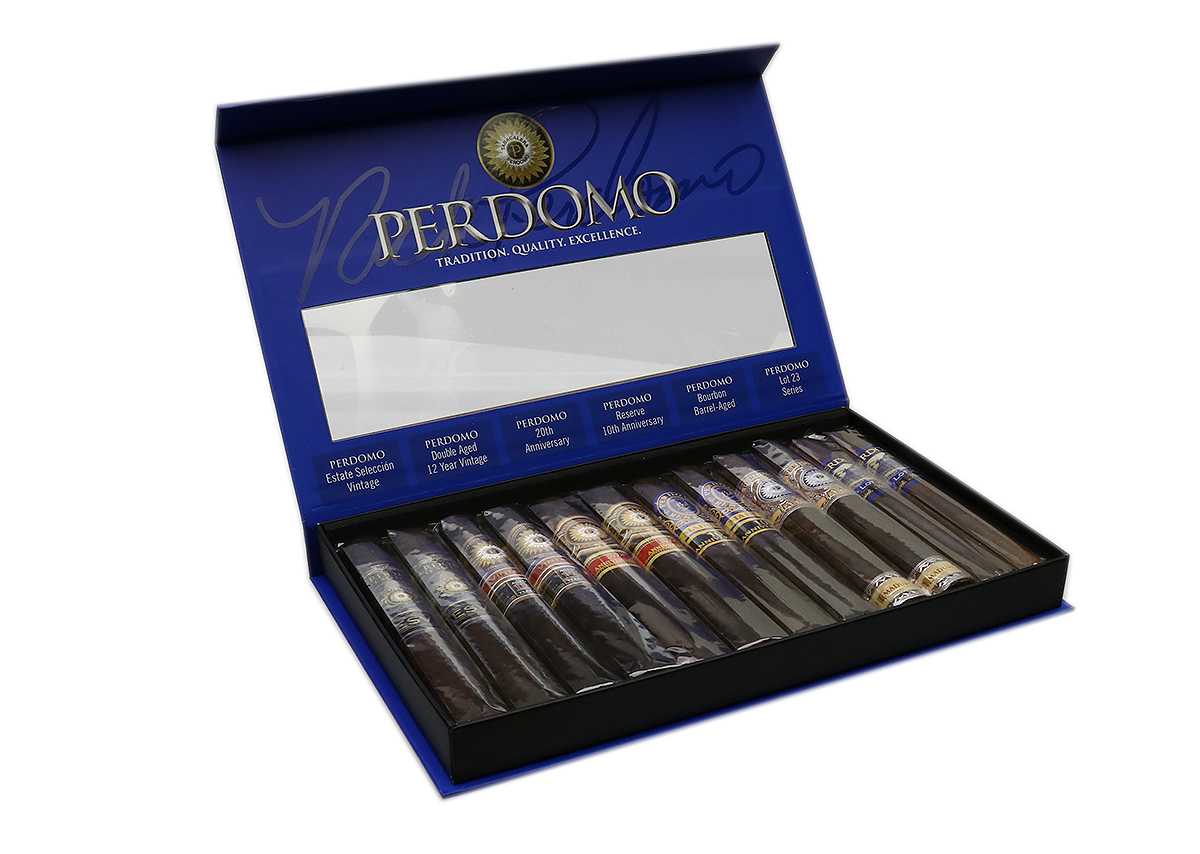Perdomo Perdomo Connoisseur Collection Maduro (12 Pack)