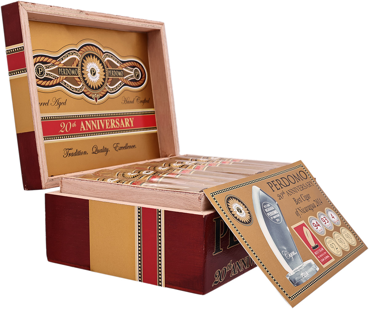 Perdomo 20th Anniversary Connecticut Robusto R556