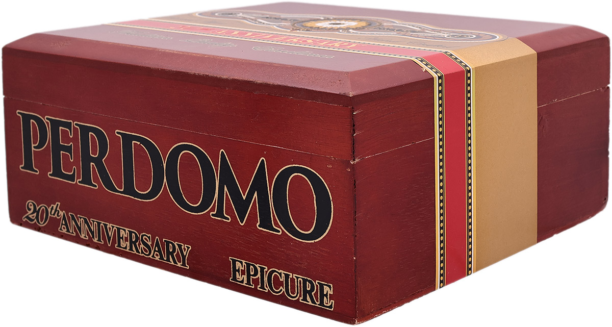 Perdomo 20th Anniversary Connecticut Epicure E656