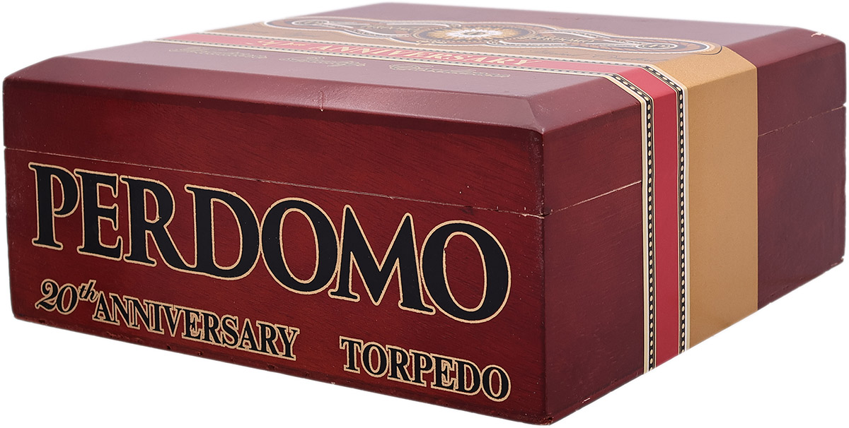 Perdomo 20th Anniversary Connecticut Torpedo T6554