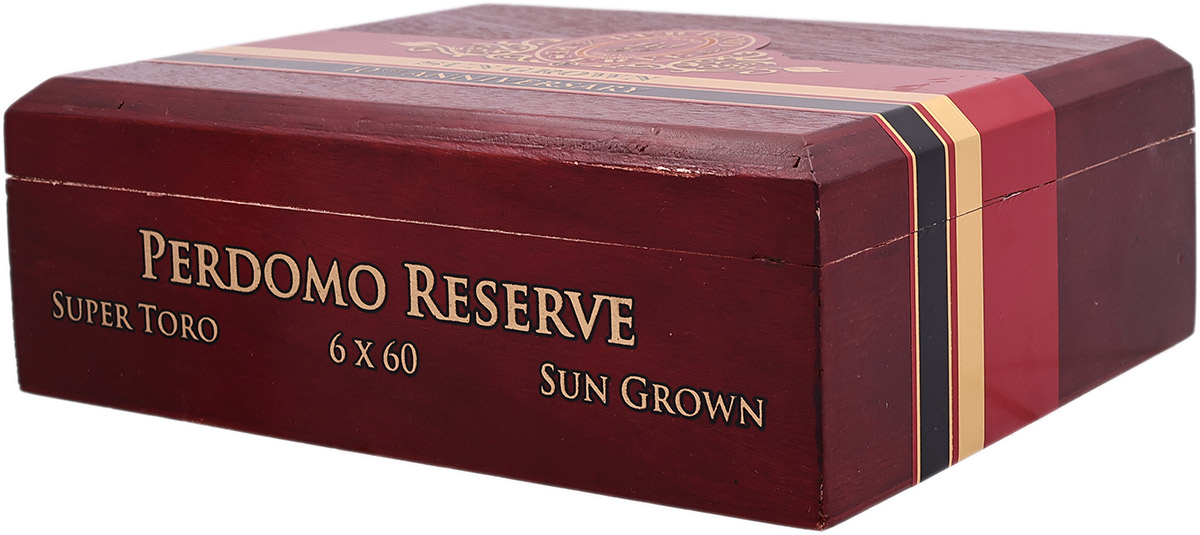 Perdomo Reserve 10th Anniversary Sun-Grown Super Toro