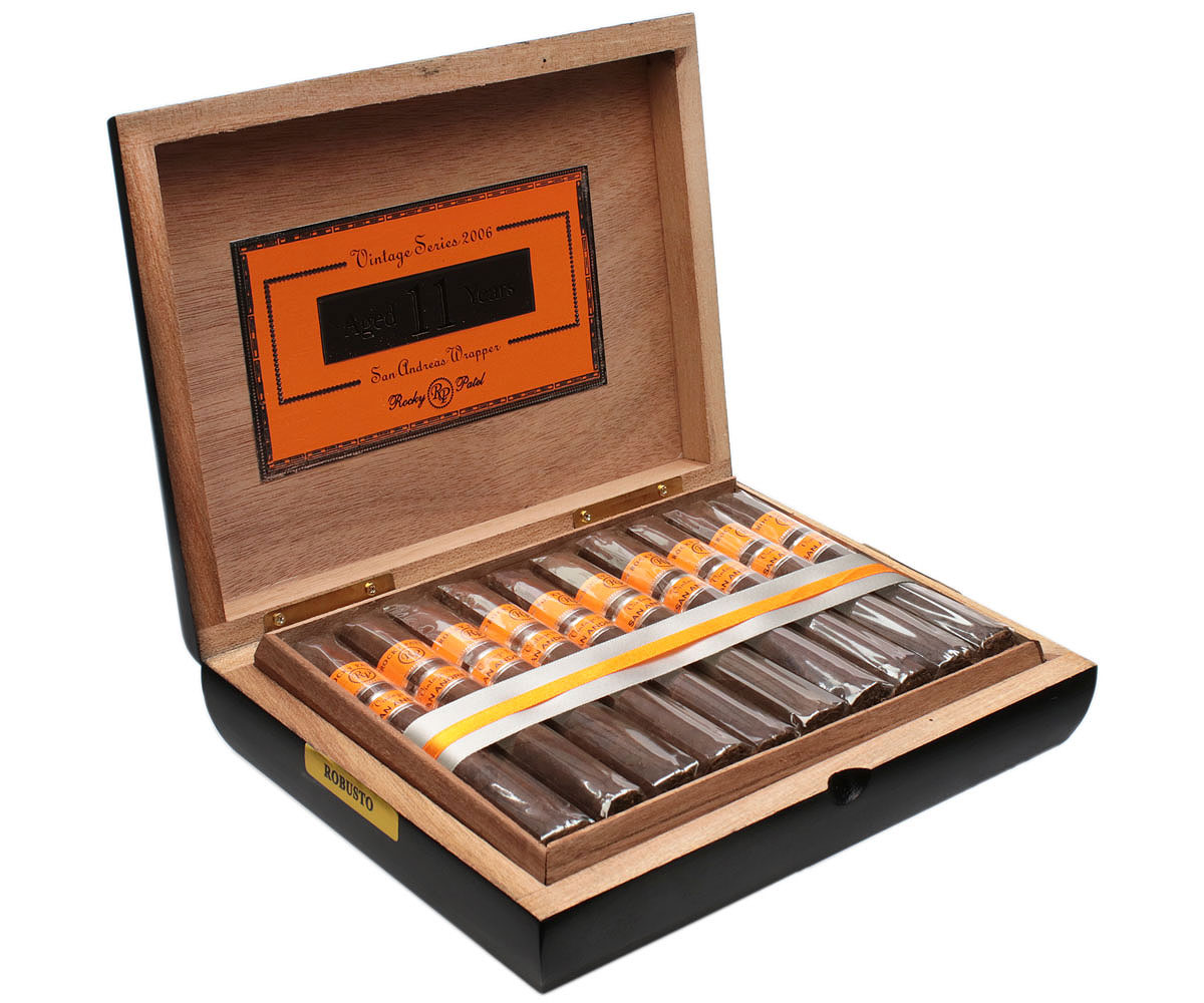 Rocky Patel Vintage 2006 San Andreas Robusto