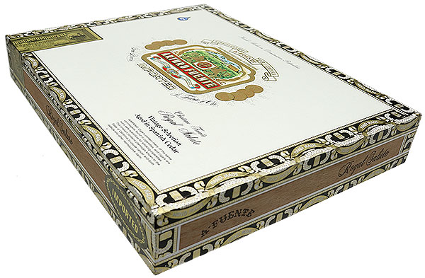 Arturo Fuente Chateau Fuente Royal Salute Natural