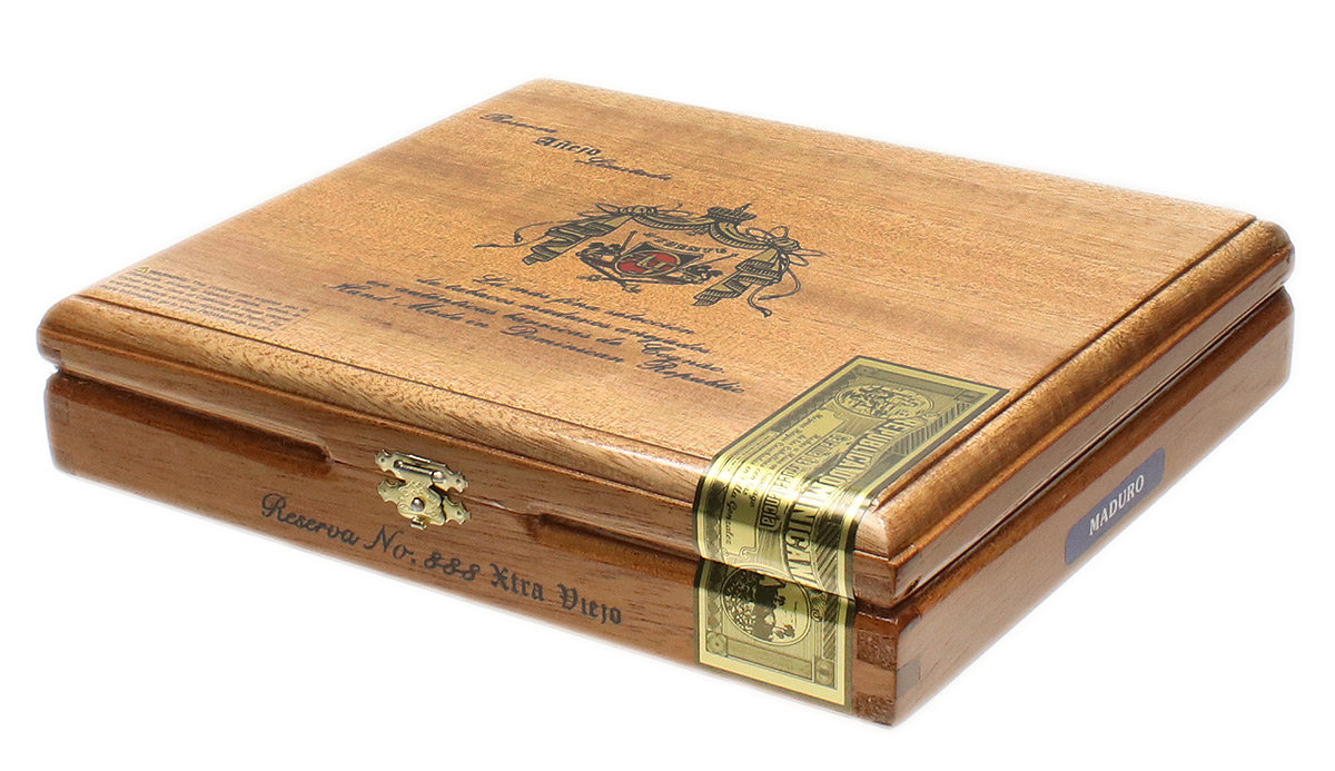 Arturo Fuente Anejo Reserva Maduro No. 888