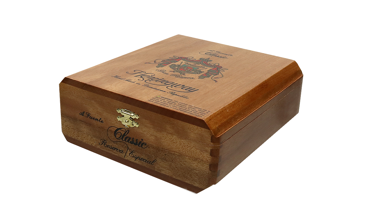 Arturo Fuente Hemingway Maduro Classic