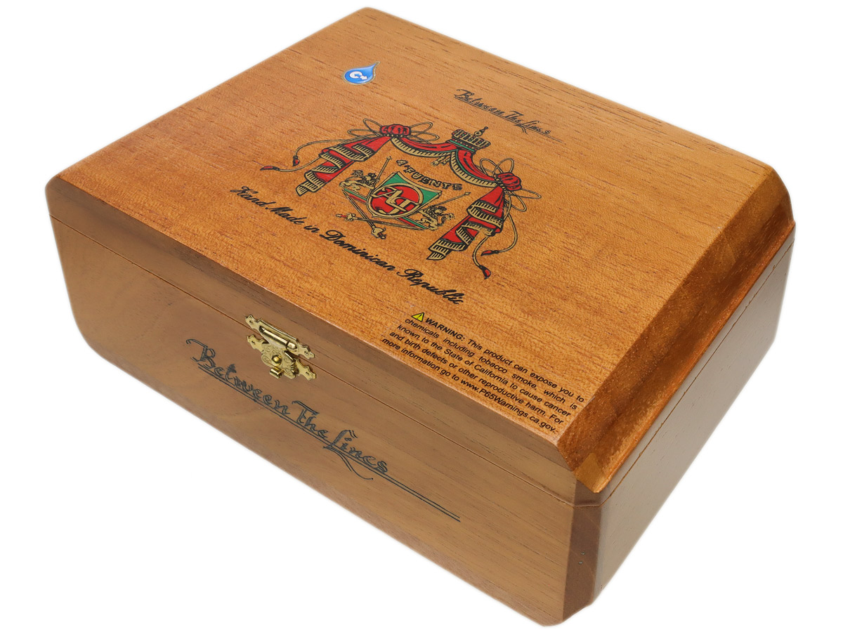 Arturo Fuente Hemingway Between the Lines