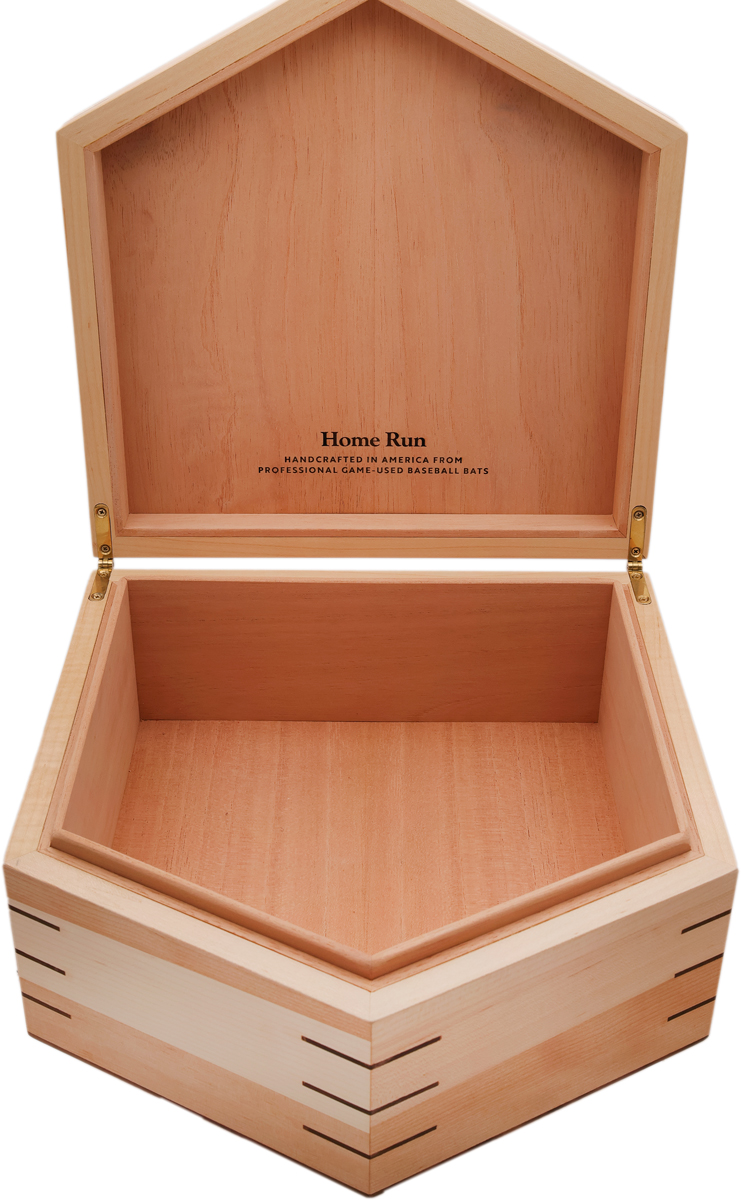 Diamond Crown J.C. Newman Home Run Humidor (with 25 Tampa Smoker Cigars)