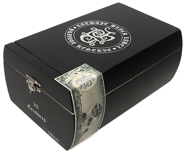 Tatuaje Black Label Cazadores