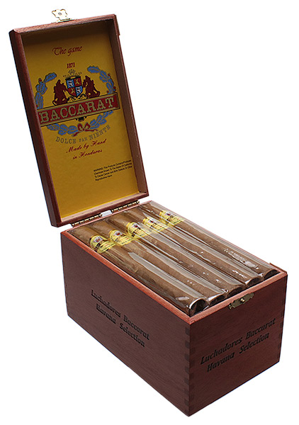 Baccarat Luchadores
