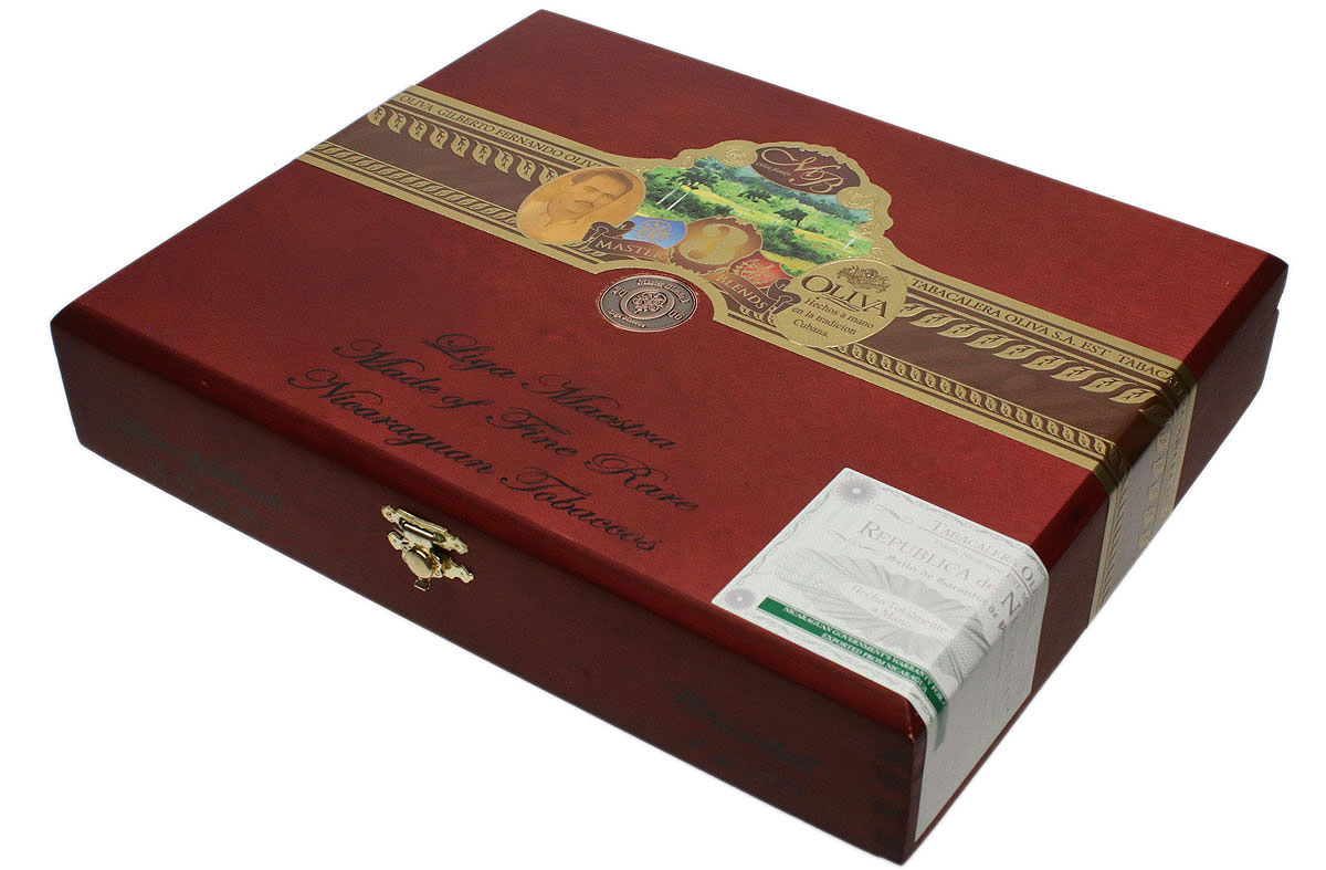 Oliva Master Blends 3 Liga Maestra Churchill
