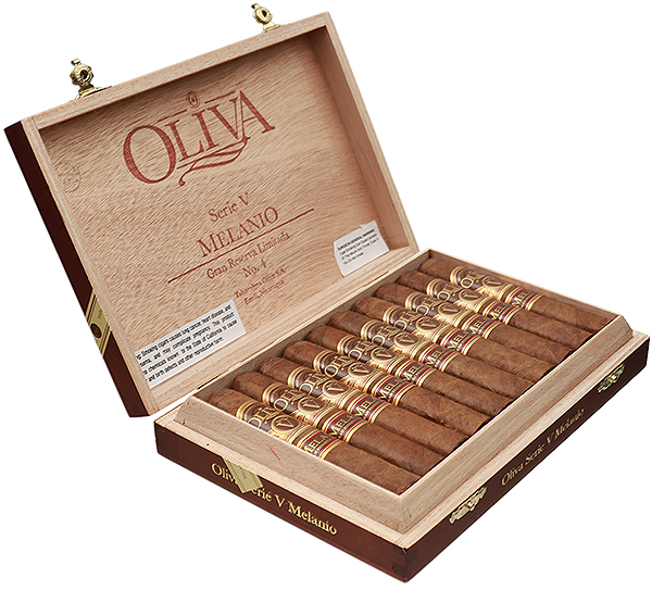 Oliva Serie V Melanio No. 4