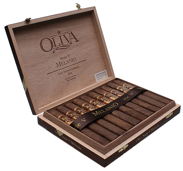 Oliva Serie V Melanio Toro