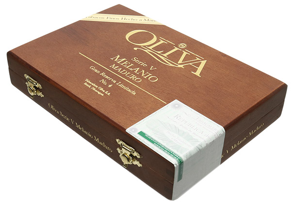 Oliva Serie V Melanio Maduro #4