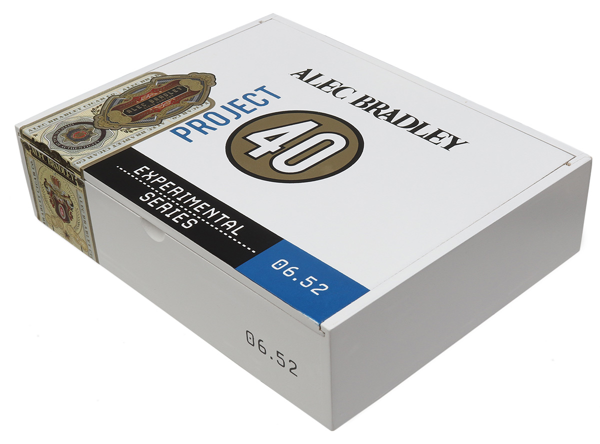 Alec Bradley Project 40 Toro