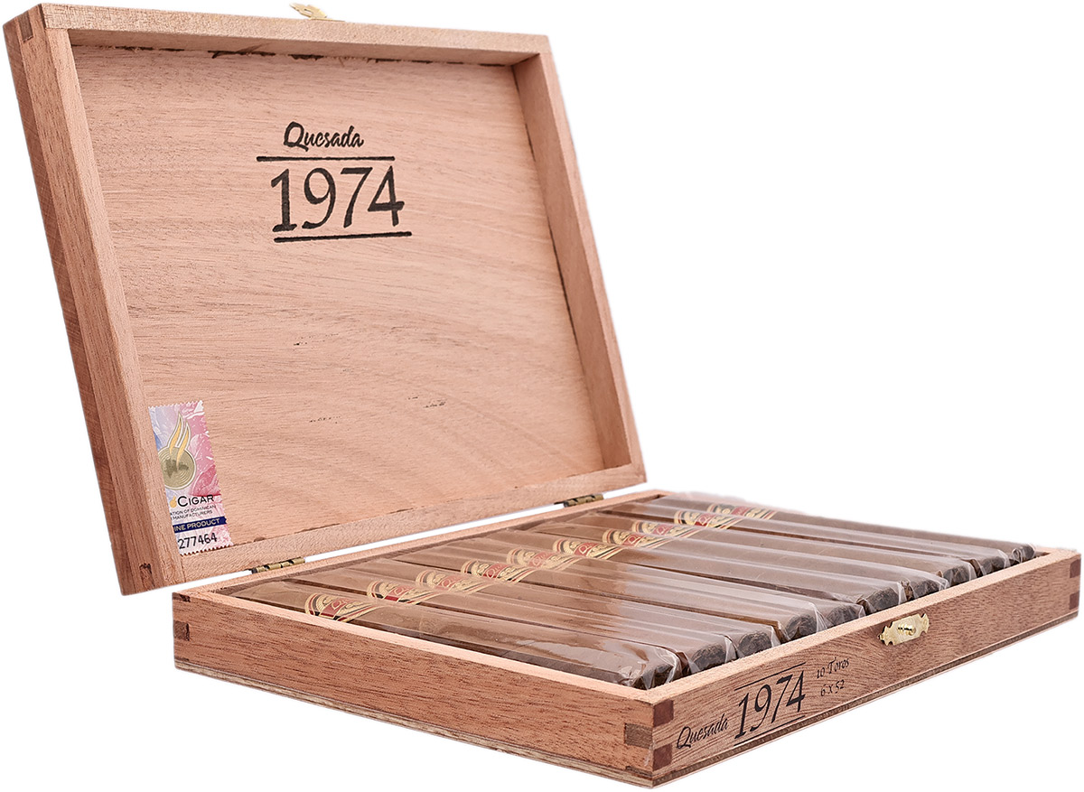 Quesada Cigars 1974 Toro
