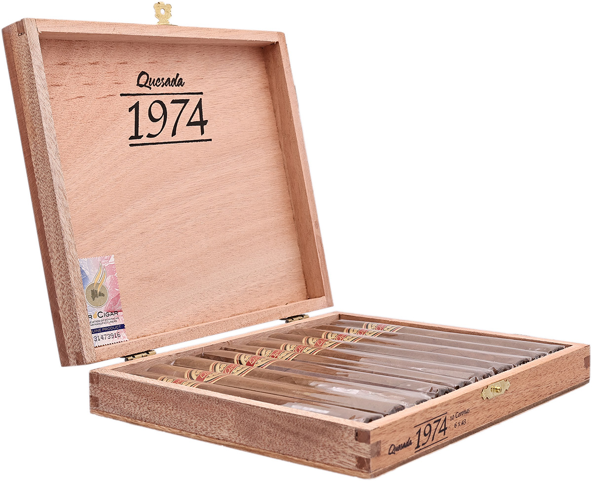 Quesada Cigars 1974 Corona