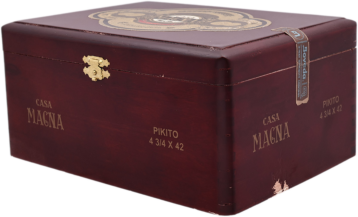 Quesada Cigars Casa Magna Colorado Pikito