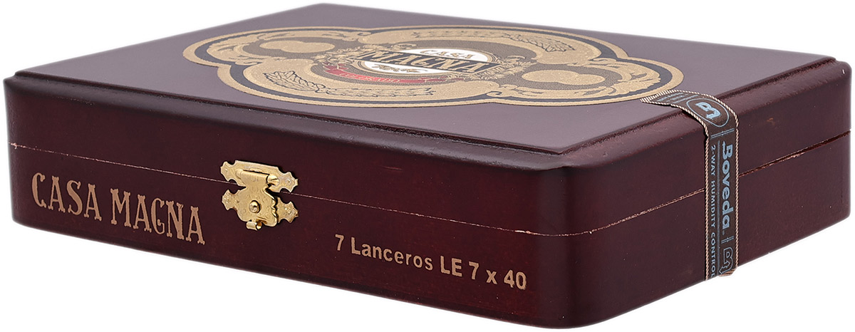 Quesada Cigars Casa Magna Colorado Lancero
