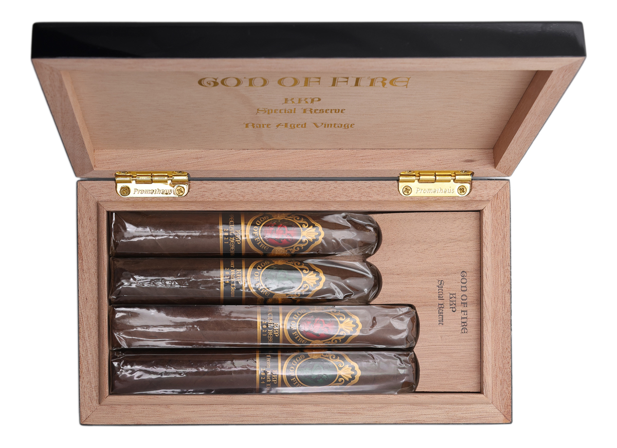 God Of Fire KKP Special Reserve and Never Back Down Assortment (4 Cigars and Black Travel Humidor)