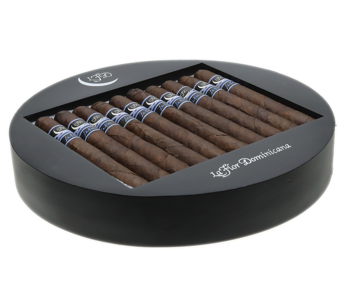 La Flor Dominicana La Nox
