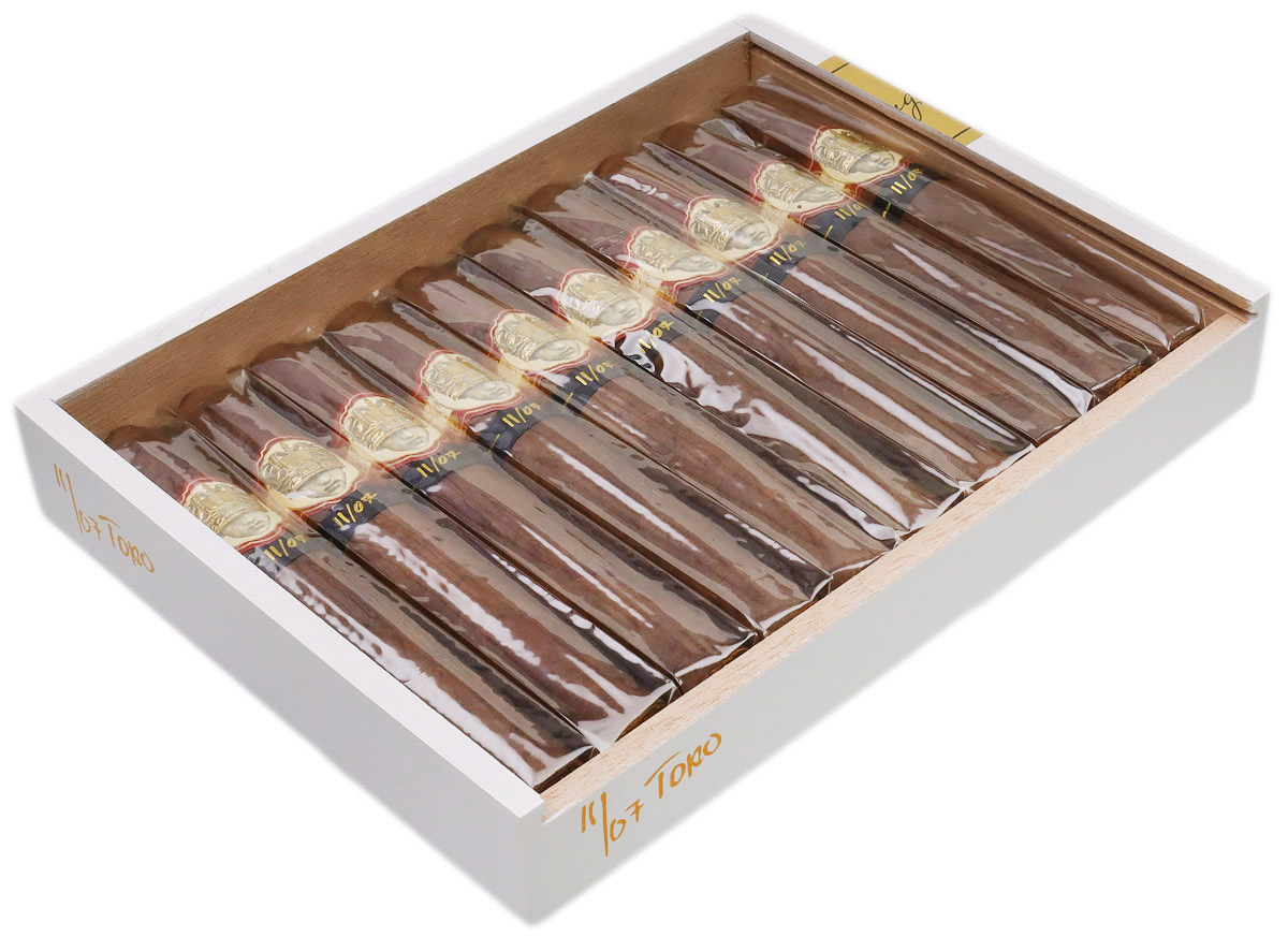 Caldwell Cigar Company Long Live the King 11/07 Habano