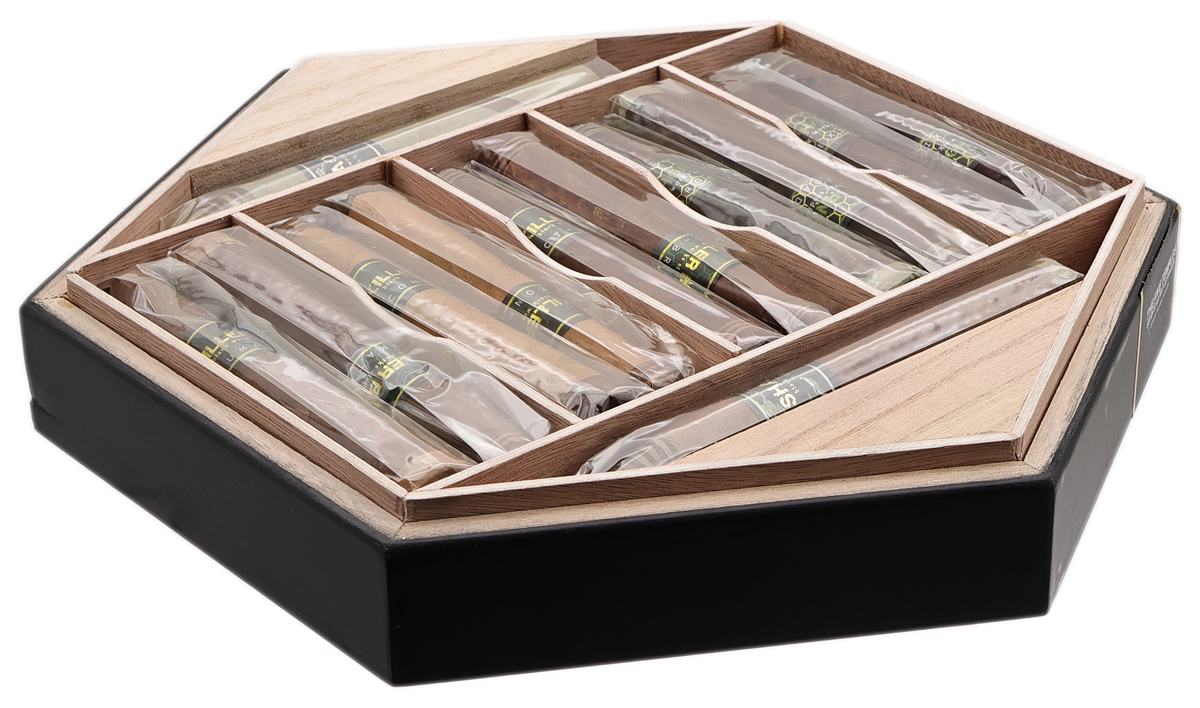 Black Label Trading Company BLK WKS Studio The Five Temples - Seven Star Fist of Shaolin (24 Cigars)