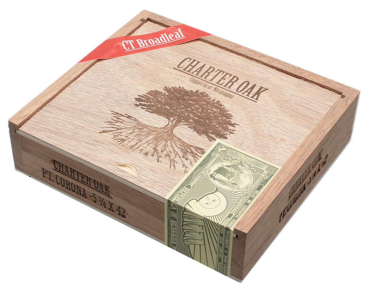 Foundation Cigar Company Charter Oak Maduro Petite Corona