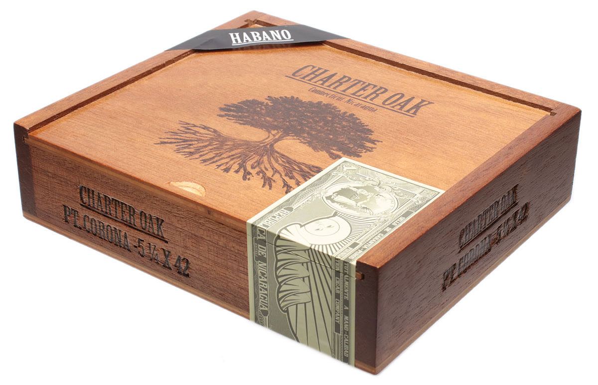 Foundation Cigar Company Charter Oak Habano Petite Corona