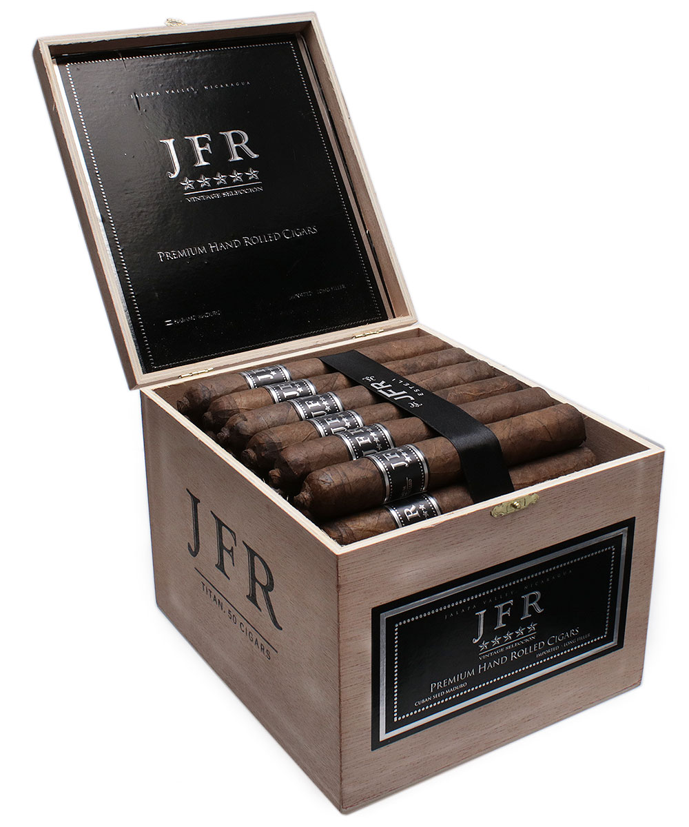 Aganorsa Leaf JFR Maduro Titan