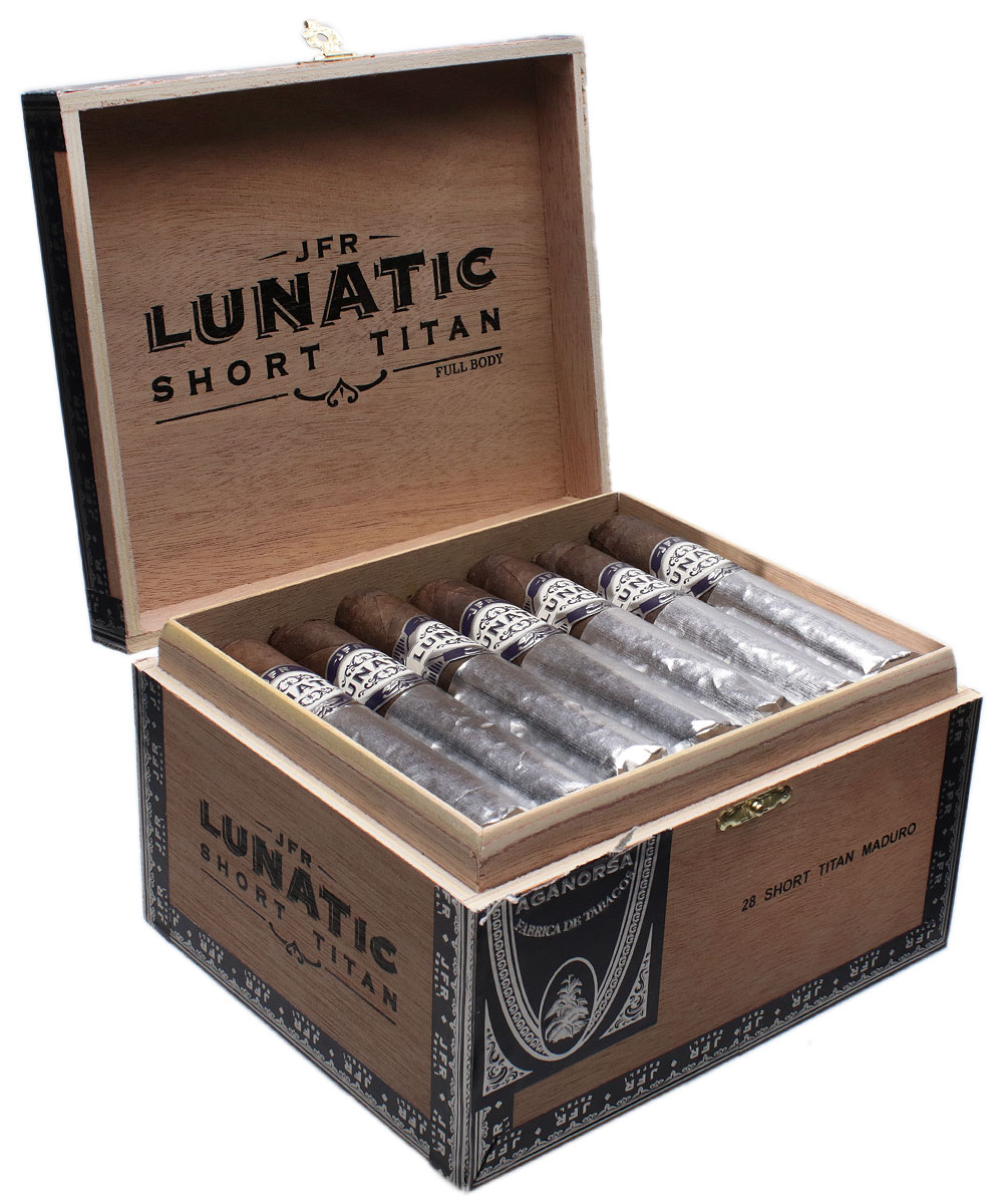 Aganorsa Leaf JFR Lunatic Maduro Short Titan