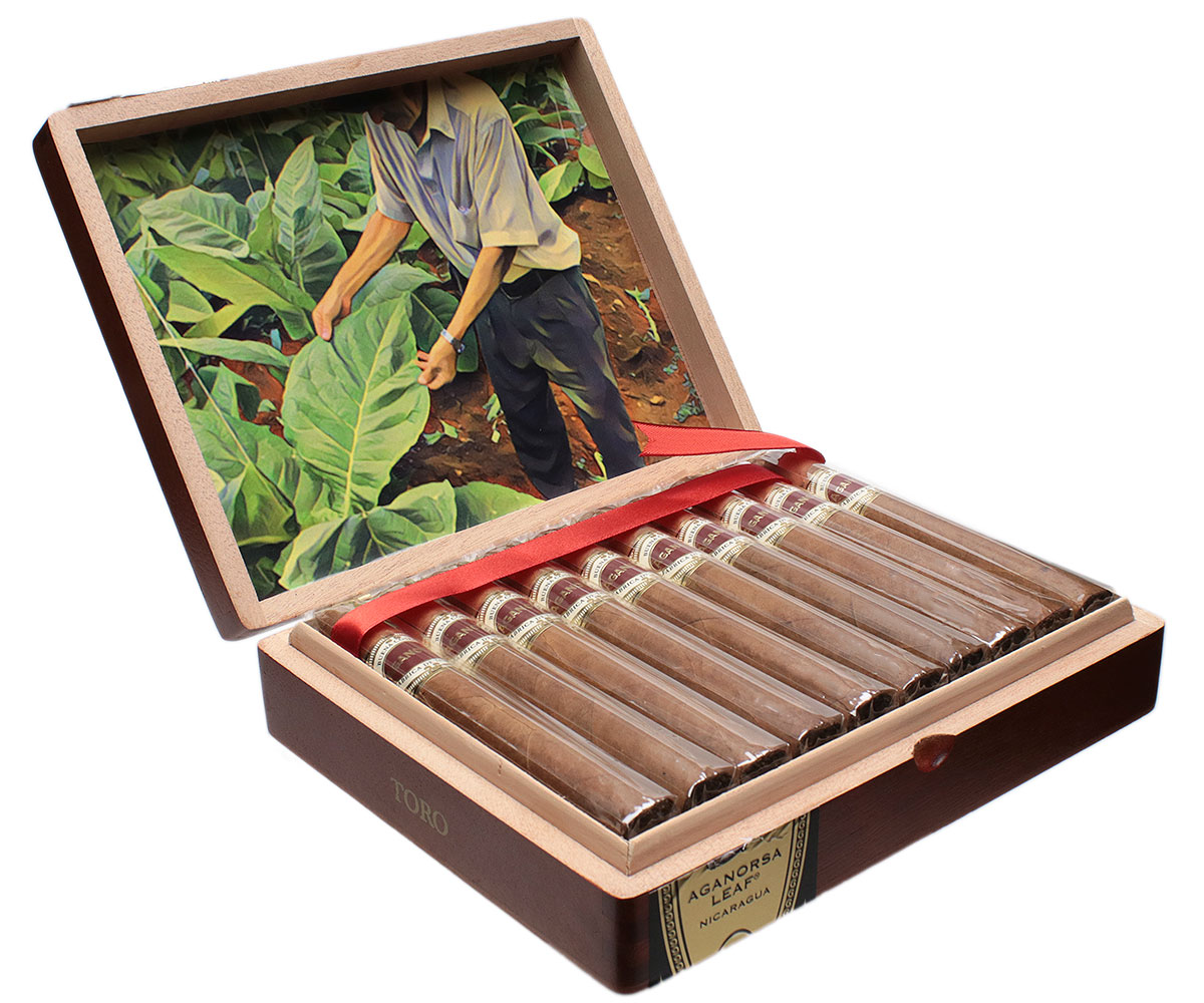 Aganorsa Leaf Buena Cosecha Corojo Toro