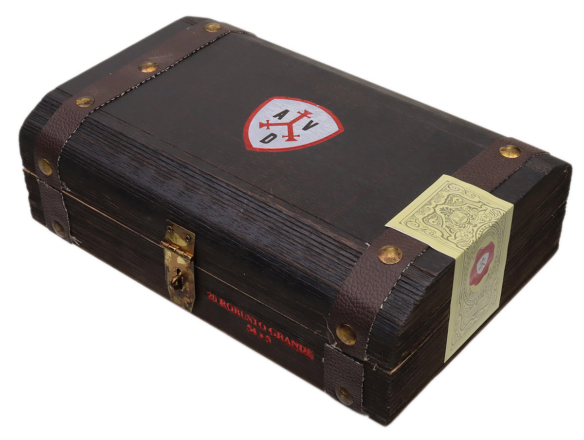 ADVentura The Explorer Robusto Grande