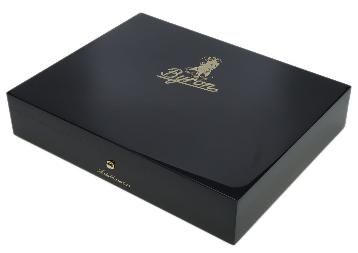 Byron 21st Century Aristocratas