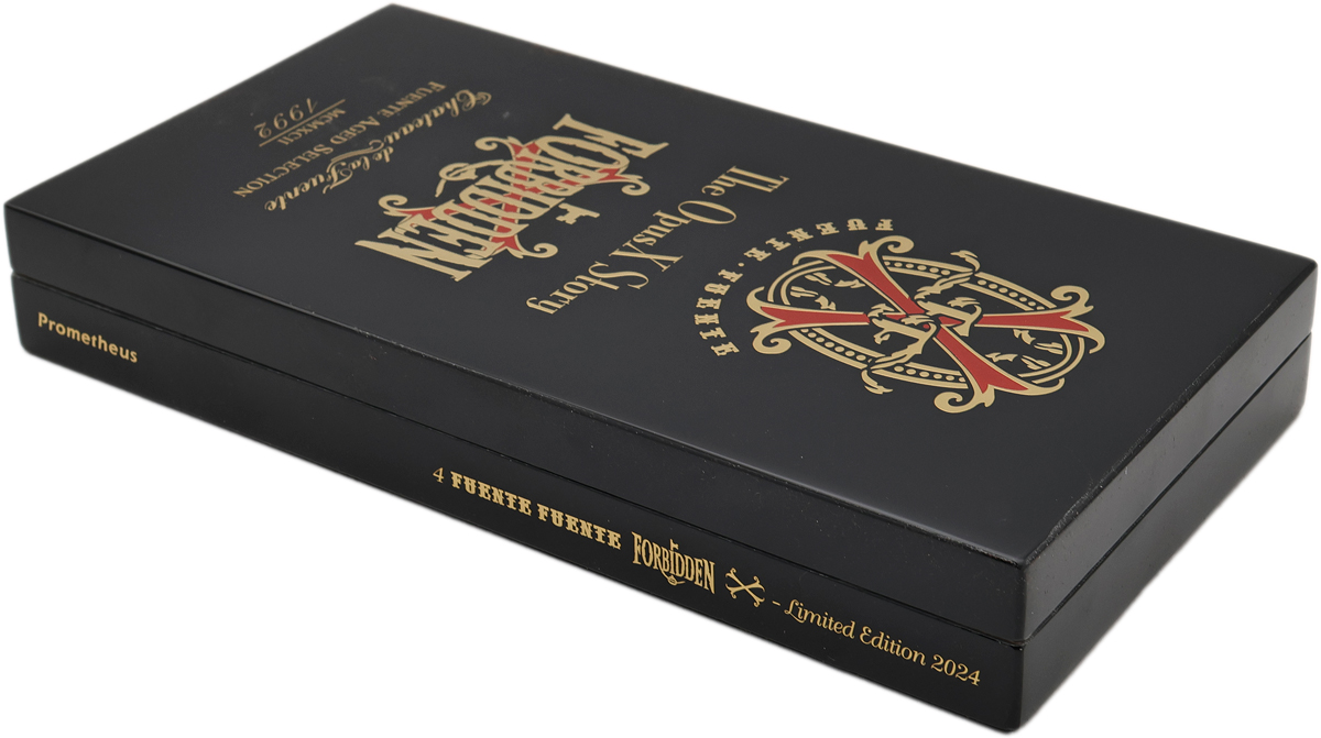 Fuente Fuente OpusX The Lost City The OpusX Story Black (4 Cigars)