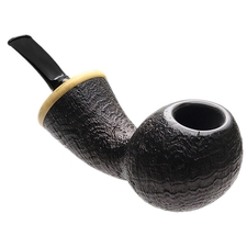 Wolfgang Becker Sandblasted Wasp with Boxwood (Double Wolf Paw)
