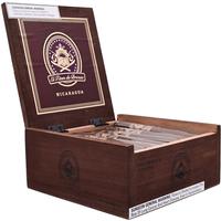 El Titan de Bronze Nicaragua Toro